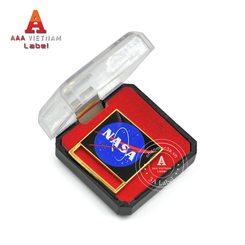 In huy hiệu kim loại cài áo giá rẻ - Mẫu 12 - Ảnh 4