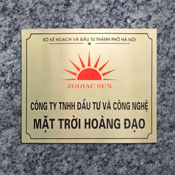 Biển công ty đẹp chất liệu đồng - Mẫu 06